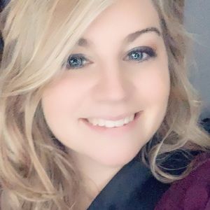 Meet your Posher, Alison